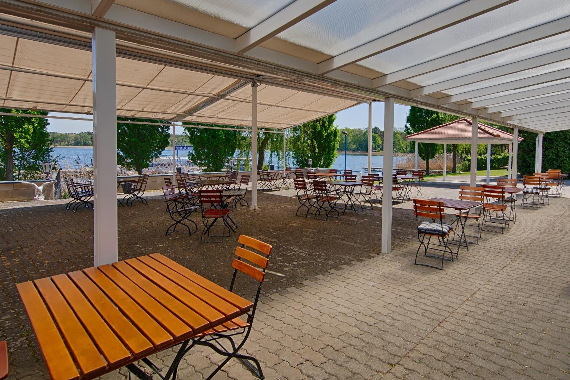 See Hotel Karlslust Chalets Storkow  Esterno foto